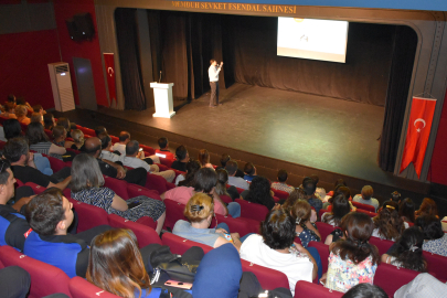 Çorlu Belediyesi Personeline Kamuda Etik Değerler ve İlkeler Eğitimi Verildi