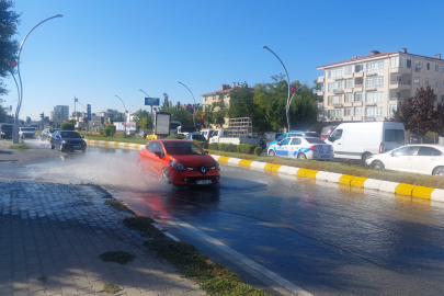 Edirne'de Cadde Göle Döndü