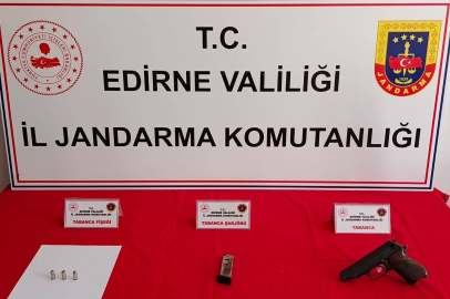 Jandarma, Ruhsatsız Tabanca Ele Geçirdi