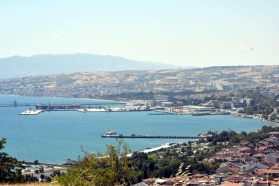 “Marmara Denizi'nde Tsunamiyi Tetikleyecek 3 Büyük Çukur Var”