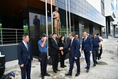 Tekirdağ Valisi Soytürk İl Emniyet Müdürlüğünü Ziyaret Etti