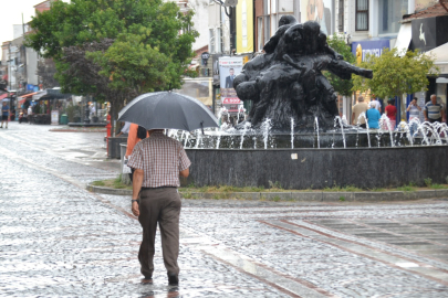 Edirne’de Yağmur Yağışı Başladı