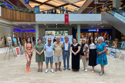 Edirne’deki AVM’de Sanat ve Edebiyat Buluşması