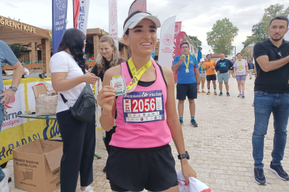 Edirne'deki Maratonda Kadınlarda Birinci Dilan Atak Kuluk Oldu