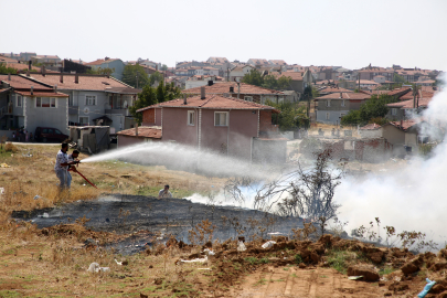 Edirne’de Ot Yangını Evlere ve Ağaçlık Alana Sıçramadan Söndürüldü