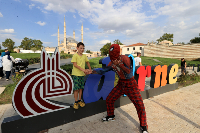 Türkiye'yi Gezme Hayali ile Yola Çıkan "Örümcek Adam" Edirne'ye Geldi