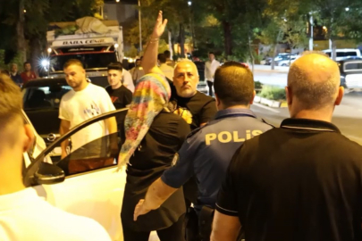 Polise Hem “Kamu Personeleyim” Dedi, Hem De Yasal Olmayan İşlem Teklif Etti