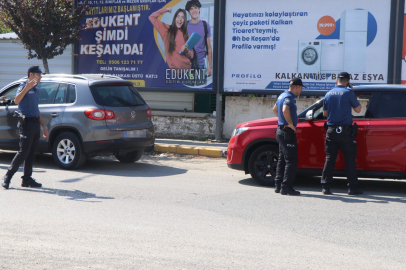 Edirne’de Aranması Olan 3 Şüpheliye Tutuklama