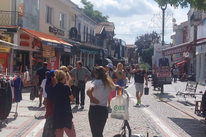 Saraçlar’da Cuma Yoğunluğu