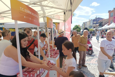 Edirne Belediyesi’nden Kandil Simidi İkramı