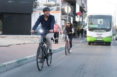 Belediye Personeli "Sağlıklı Yaşam" İçin Mesaiye Bisikletle Geldi