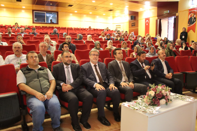 Kırklareli'nde Mevlid-İ Nebi Haftası Kapsamında Konferans Düzenlendi