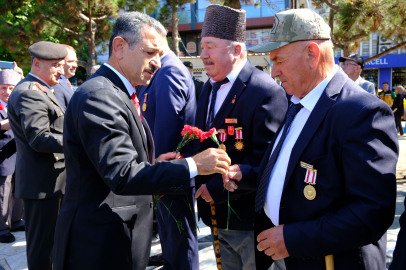 Kırklareli'nde Gaziler Günü Dolayısıyla Tören Düzenlendi