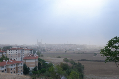 Edirne'de Yağmur Öncesi Toz Bulutu