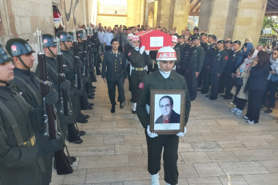 Çelikkanat, Askeri Törenle Uğurlandı