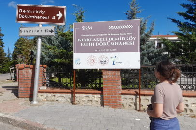 Turistleri Şaşırtan Tabelalar