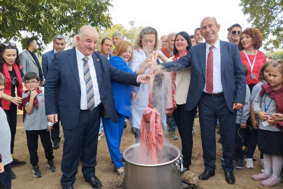 Edirne Kırmızısı Kökboya Hasadı Yapıldı