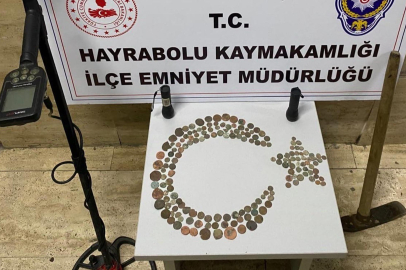 Hayrabolu'da Tarihi 175 Sikke Ele Geçirildi