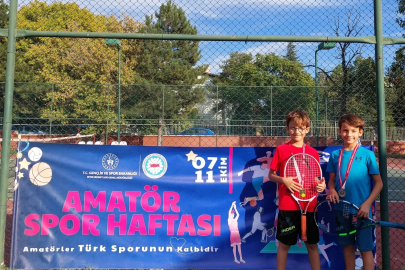 Edirne’de Amatör Spor Haftası Tenis Turnuvası Tamamlandı