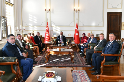 Muhtarlar Günü Münasebetiyle Vali Soytürk’e Ziyaret