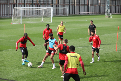 Süper Lig Heyecanı! Fenerbahçe, Samsunspor ile Yarın Deplasmanda Buluşuyor