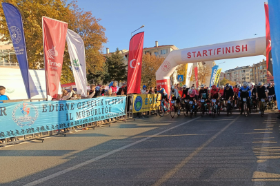 Edirne'de Cumhuriyet Kupası Yol Yarışı Başladı