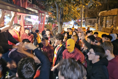 Edirne'de Galatasaray Taraftarının Galibiyet Sevinci Sokaklara Sığmadı