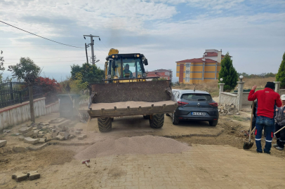 Malkara Belediyesi’nden Çeşitli Noktalarda Bakım ve Temizlik Çalışmaları