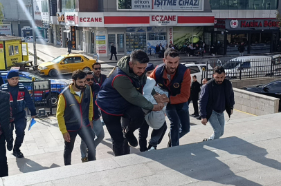 Tekirdağ'da Cinsel İstismara Uğradığı İddia Edilen Bebeğin, Anne Ve Babası Tutuklandı