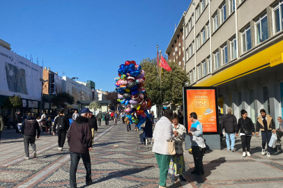 Edirne’de Güneşi Gören Sokağa Çıktı