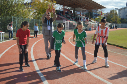 Lüleburgaz'da Atletizm Yarışması Yapıldı