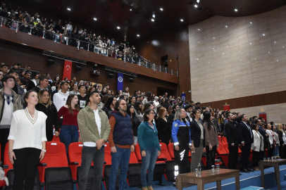 Tekirdağ’da Üniversitelilere Kadına Yönelik Şiddetle Mücadele Eğitimi Verildi