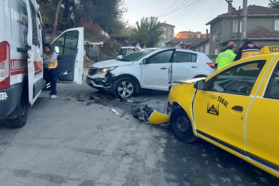 Edirne'de Trafik Kazası: 2 Yaralı