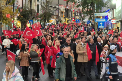 Tekirdağ'da Kurtuluşun 102. Yılında Coşkulu Yürüyüş