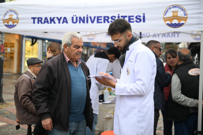 Edirne'de Vatandaşların Kan Şekeri ve Tansiyonu Ölçüldü