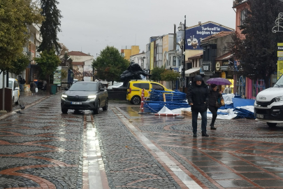 Edirne’de Yağmur Etkili Oluyor