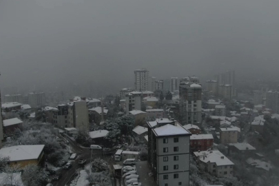 İstanbul’da Kar Yağışı Havadan Görüntülendi