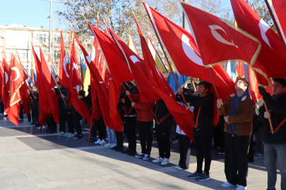 Çanakkale’de Öğretmenler Günü Kutlandı