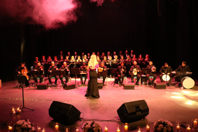 Tekirdağ'da Öğretmenlerden Oluşan Koro Konser Verdi