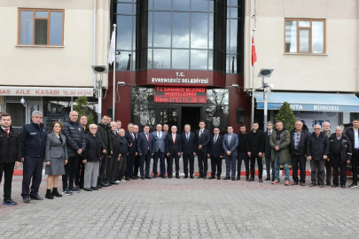 Vali Turan’dan Evrensekiz Belediyesine Ziyaret