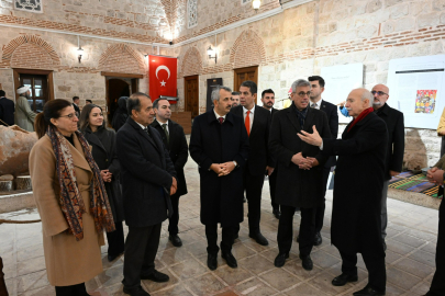 Memişoğlu, Sultan II. Bayezid Külliyesi Sağlık Müzesi’ni Ziyaret Etti