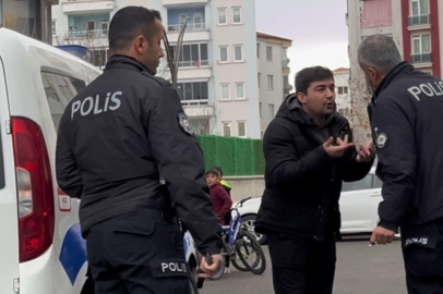 Gözaltına Alınmak İstenen Şahıs, “Beni Döv” Diye Polis Memuruna Yalvardı