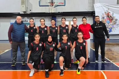 Saray Belediyesi’nden U 14 Kız Basketbol Takımına Tebrik