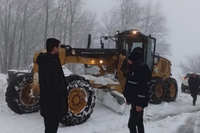 Çanakkale'de Karla Mücadele Çalışmaları Sürüyor