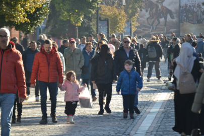 Edirne’de Yılın İlk Gününde Adeta Bahar Havası