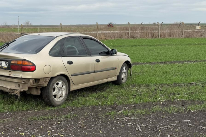 Tekirdağ'da Otomobil Tarlaya Uçtu: 1 Yaralı