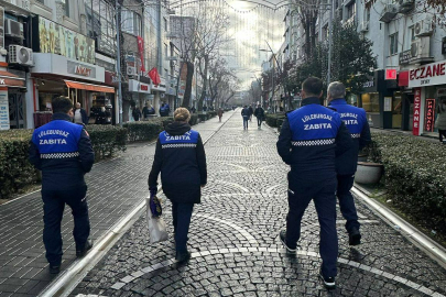 Zabıta Ekipleri Seyyar Satıcılara Yönelik Denetimlerini Sürdürüyor