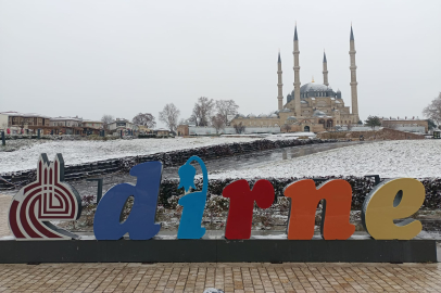 Edirne Güne Karla Uyandı