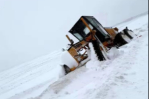 Edirne'de İş Makineleri Kara Saplandı