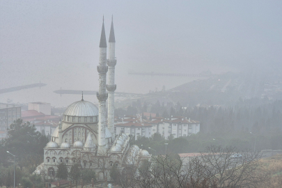 Tekirdağ'da Yoğun Sis: Sis Şehri Kapladı